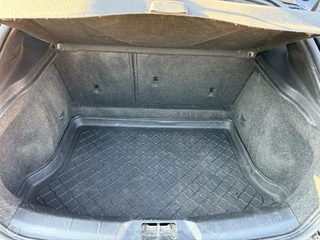 Volvo V40 Volvo V40 2.0 D2 Summum R Design Euro 6 NAP NAVI LEER - afbeelding nr 28