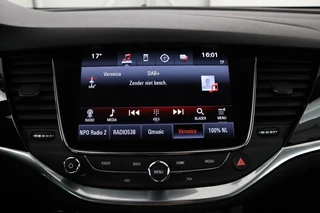 Opel Astra Opel Astra 1.4 Turbo Innovation | Stoel & stuurverwarming | Camera | Carplay | Matrix LED | Trekhaak | Comfortstoelen | Keyless | Navigatie - afbeelding nr 16