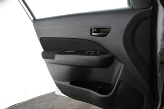 Suzuki Vitara Airco, Cruise Control, Navigatie - afbeelding nr 15