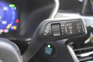 Ford Kuga Ford Kuga 2.5 PHEV Titanium X | Adaptive cruise control | Head up Display | Dodehoeksensoren | Winter Pack | Camera | Half leder | Bang&Olufsen - afbeelding nr 18