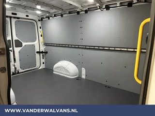 Volkswagen Crafter Volkswagen Crafter 2.0 TDI 140pk L3H2 L2H1 Euro6 # Airco | Cruisecontrol | Bijrijdersbank 3000kg trekvermogen - afbeelding nr 13