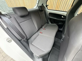 Volkswagen up! Volkswagen Up! 1.0 BMT move up! Airco | Elektrische ramen | DAB radio | LED dagrijverlichting | 15 inch lichtmetalen velgen | NAP - afbeelding nr 26