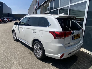 Mitsubishi Outlander Mitsubishi Outlander 2.4 PHEV Intense+ - afbeelding nr 6