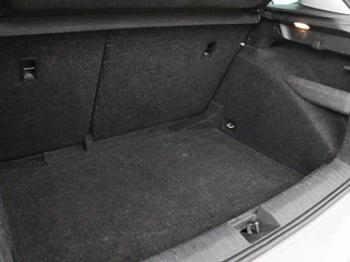 Škoda Kamiq Skoda Kamiq 1.5 TSI Business Edtion | Stoelverwarming |  Camera | Trekhaak | Carplay | Keyless | Full LED | Virtual Cockpit | Navigatie | Climate control | Parkeerhulp | Cruise control - afbeelding nr 26
