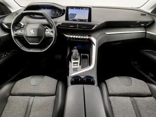 Peugeot 5008 Automaat (APPLE CARPLAY, MEMORY SEATS, STOELVERWARMING, LEDER, 360 CAMERA, KEYLESS, GETINT GLAS, DAB+, NIEUWE APK, NIEUWSTAAT) - afbeelding nr 6