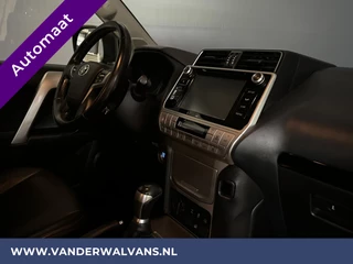 Toyota Land Cruiser Cruisecontrol, Parkeersensoren, Stoelverwarming, Verwarmde voorruit - afbeelding nr 8