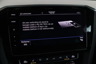 Volkswagen Passat Volkswagen Passat 1.5 TSI R Line | Stoelverwarming | Matrix LED |  Adaptive cruise | Carplay | Leder/Alcantara | Navigatie | Parkeerhulp - afbeelding nr 20