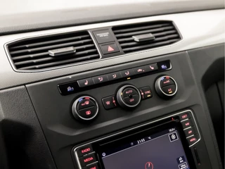 Volkswagen Caddy Automaat (5 PERSOONS, NAVIGATIE, CLIMATE, STOELVERWARMING, ADAPTIVE CRUISE, LED KOPLAMPEN, LM VELGEN, PARKEERSENSOREN, NIEUWE APK, NIEUWSTAAT) - afbeelding nr 9
