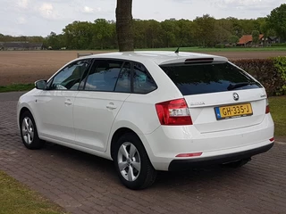Škoda Rapid - afbeelding nr 2