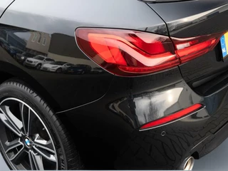 BMW 1 Serie BMW 1-serie 118i Automaat 140pk Executive Sport Edition | Carplay | Sportstoelen | Full LED - afbeelding nr 38