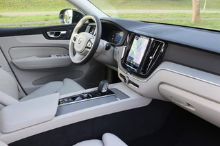 Volvo XC60 Pano/LED/Leder/Elek. sportstoelen+mem/Keyless/Camera/Virtual Cockpit/20
