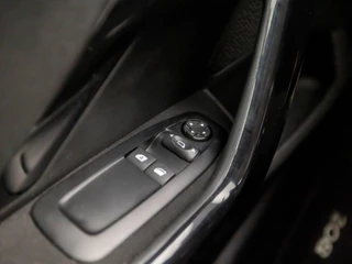 Peugeot 208 Peugeot 208 1.2 e-VTi Sport Automaat (NAVIGATIE, GETINT GLAS, LM VELGEN, SPORTSTOELEN, CRUISE, PARKEERSENSOREN, NIEUWE APK, NIEUWSTAAT) - afbeelding nr 21
