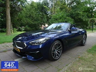 BMW Z4 Roadster |Apple/Android|High Executive|Blauw