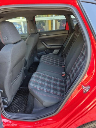 Volkswagen Polo Volkswagen Polo 2.0 TSI GTI CLIMA VIRTUAL DSG PANO BRESCIA - afbeelding nr 23