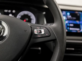 Volkswagen Polo (APPLE CARPLAY, CLIMATE, STOELVERWARMING, CRUISE, SPORTSTOELEN, LM VELGEN, ARMSTEUN, NIEUWE APK, NIEUWSTAAT) - afbeelding nr 19