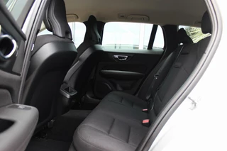 Volvo V60 ➡️ Volvo V60 2.0 D3 Momentum | 1e eigenaar | inc BTW | Led | Camera | DAB | Navi | Cruise-control | Stuurverwarming | Stoelverwarming | PDC | 150 pk | - afbeelding nr 16
