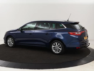 Renault Mégane Renault Mégane 1.5 dCi Zen | Trekhaak | Navigatie |  Climate control | Parkeerhulp | Bluetooth | Cruise control - afbeelding nr 2