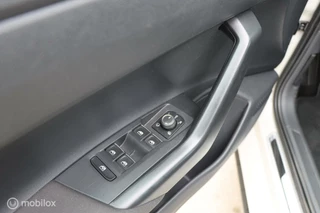 Volkswagen Polo Volkswagen Polo 1.0 TSI / 2x R-Line / Carplay / Virtual - afbeelding nr 27