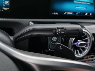 Mercedes-Benz A-Klasse 250e Plug-In Hybrid Luxury Line | Origineel NL | Navi | Apple Carplay+Android Auto | Clima | Cruise | Stoelverwarming | Pdc V+A+Assist+Camera | Privacy Glass | 17''lm - afbeelding nr 18