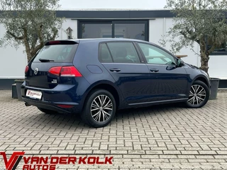 Volkswagen Golf Volkswagen Golf 1.2 TSI Allstar Navigatie CarPlay Climate Cruise Stoelverwarming - afbeelding nr 2