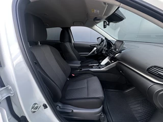 Mitsubishi Eclipse Cross Mitsubishi Eclipse Cross 2.4 PHEV Intense / Carplay / Trekhaak / Stoelverwarming - afbeelding nr 16