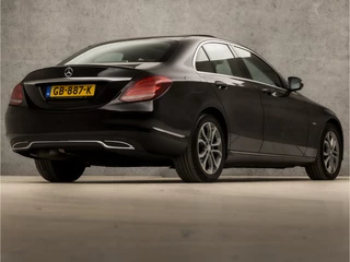 Mercedes-Benz C-Klasse 157Pk Automaat (SCHUIFDAK, NAVIGATIE, LEDER, STOELVERWARMING, SFEERVERLICHTING, ELEK SPORTSTOELEN, CRUISE, LED KOPLAMPEN, NIEUWE APK, NIEUWSTAAT) - afbeelding nr 5