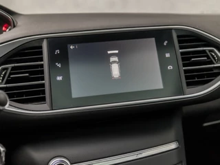 Peugeot 308 Peugeot 308 SW 1.2 PureTech Sport (PANORAMADAK, APPLE CARPLAY, GROOT NAVI, PARKEERSENSOREN, SPORTSTOELEN, GETINT GLAS, CRUISE, LANE ASSIST, NIEUWE APK, NIEUWSTAAT) - afbeelding nr 27