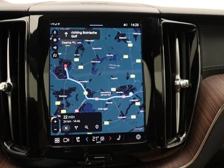 Volvo XC60 Volvo XC60 T6 PLUG-IN HYBRID LONG RANGE ULTRA DARK 22INCH SCHUIFDAK TREKHAA - afbeelding nr 15