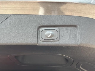 Ford Puma Ford Puma 1.0 EcoBoost Hybrid ST-Line 125Pk Panodak Winterpack Adaptieve Cruise Camera Elek. Achterklep Blind-Spot Keyless Privacy Glass 18'' Inch Velgen *Compleet* - afbeelding nr 13