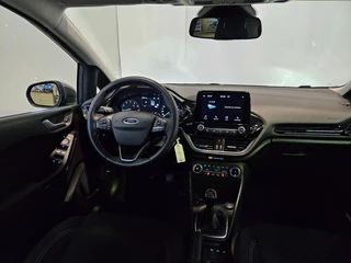 Ford Fiesta Ford Fiesta 1.0 EcoBoost Hybrid Titanium / Winterpack / NL Auto - afbeelding nr 16