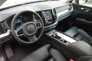 Volvo XC60 Volvo XC60 T6 Recharge AWD Plus Dark | Longe Range | Panoramadak | Leder | Parkeercamera | Stoelverwarming | Memory Stoelen | Keyless - afbeelding nr 15