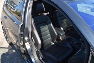 Volkswagen Golf | Pano | Keyless | Camera | Carplay | DAB | Stoelverw | Dynamic LED | Digitale tellers | Adapt.CC - afbeelding nr 40