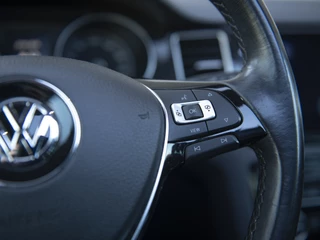 Volkswagen Golf Sportsvan | LED | Pano | Trekhaak wegklapb. | Park Assist | Voorruitverwarming | Camera achter | Winterpakket | Navi | ACC | Alarm | Spiegelpakket - afbeelding nr 11