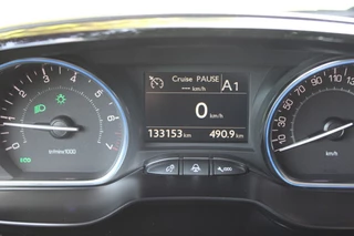 Peugeot 2008 Peugeot 2008 1.2 PT 82pk Executive automaat ECC/pano/cruise/navi/trekhaak - afbeelding nr 6