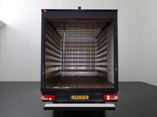 Volkswagen Crafter Volkswagen Crafter 2.0TDI 177PK Automaat Bakwagen 4.60 Meter Laadlengte | Airco | Camera | Dakspoiler - afbeelding nr 4