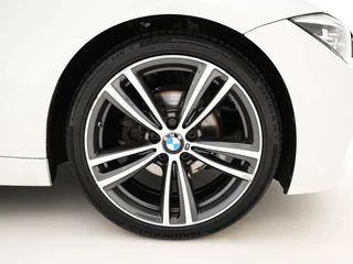 BMW 3 Serie BMW 3 Serie Touring 320d EDE Centennial Executive M-Sport-Pack Aut. *FULL-LED | HARMAN/KARDON-AUDIO | SPORT-SEATS | NAVI-FULLMAP | ECC | KEYLESS | PDC | CRUISE | TOWBAR | 19''ALU* - afbeelding nr 29