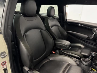 MINI Cooper Mini Cooper 2.0 Cooper S Serious Business Volledig JCW! Automaat Navigatie Head up Display Uitlaatdemper met kleppen - afbeelding nr 30