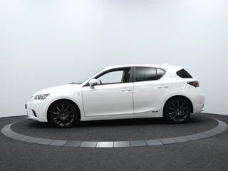 Lexus CT - afbeelding nr 14