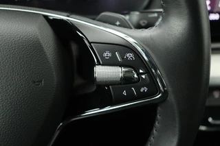 Škoda Octavia Skoda Octavia 1.4 TSI iV PHEV Style | Head-Up | Massage |  Stoel & achterbankverwarming | Camera | Carplay | Adaptive cruise | Full LED | Navigatie - afbeelding nr 15