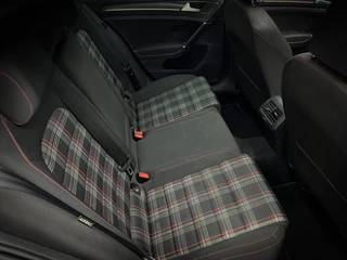 Volkswagen Golf Volkswagen Golf 2.0 TSI GTI Dyn | Pano | Trekhaak | Virtual - afbeelding nr 22
