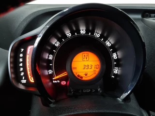 Toyota Aygo Toyota Aygo 1.0 VVT-i x-play / Automaat / Apple Carplay/Android-Auto / Airco - afbeelding nr 30