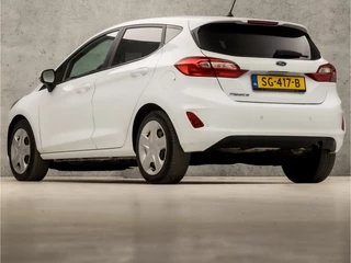 Ford Fiesta Ford Fiesta 1.1 Sport (APPLE CARPLAY, GROOT NAVI, GETINT GLAS, PARKEERSENSOREN, SPORTSTOELEN, CRUISE, LANE ASSIST, DAB+, NIEUWSTAAT) - afbeelding nr 3