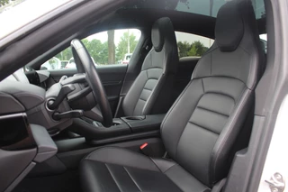Porsche Taycan Porsche Taycan Performance 84 kWh / Panoramadak / 360Camera / Luchtvering / 20'' / Dodehoek / Stuurverwarming / Getint glas / Stoelverwarming / Warmtepomp - afbeelding nr 4
