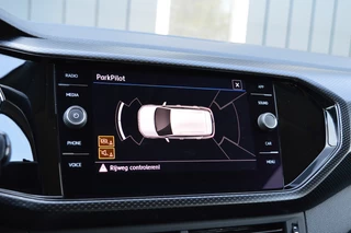 Volkswagen T-Cross Volkswagen T-Cross 1.0 TSI Life Business Rijklaarprijs-Garantie Apple CarPlay airco 16 Inch - afbeelding nr 20