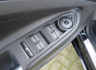Ford Kuga Ford Kuga 1.5 EcoBoost ST Line NAVI / CAMERA / TREKHAAK - afbeelding nr 25