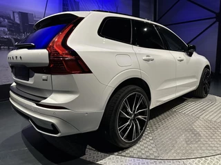 Volvo XC60 Volvo XC60 2.0 T6 Plug-in hybrid AWD Plus Dark *Pano*HKSound*Leder*Memory* - afbeelding nr 20