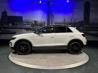 Volkswagen T-Roc Volkswagen T-ROC 1.5 TSI Style *LED*Virtual*DAB+*PDC V&A*Trekhaak*NAVI*AppConnect* - afbeelding nr 8