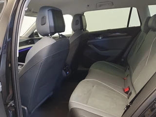 Volkswagen Passat Volkswagen Passat Variant 1.5 eHybrid 204pk DSG/AUT Business Wegklapbare trekhaak, Camera, ACC - afbeelding nr 20