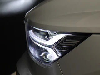 Volvo XC40 Volvo XC40 1.5 T5 Twin Engine Momentum Pro [SCHUIFKANTELDAK, APPLE CARPLAY, ANDROID, HALF LEDER, STOELVERWARMING V+A, PDC ACHTER, CRUISE, NIEUWSTAAT] - afbeelding nr 22