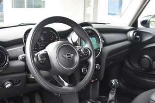 MINI Cooper MINI Cooper Mini 1.5 Chili | XENON | CARPLAY | NAVI | KEYLESS | 1e EIGENAAR | NL AUTO - afbeelding nr 2